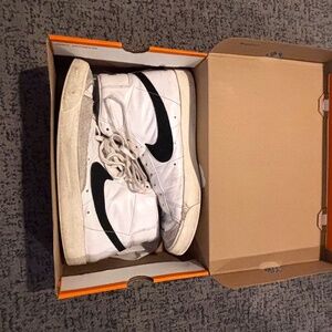 Nike Blazer mid